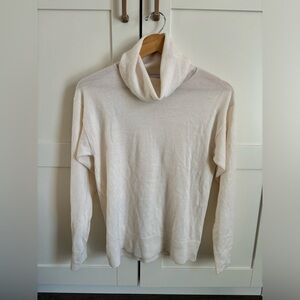 Obermeyer Womens L‎arge Merino Wool Blend Turtleneck Sweater in Ivory